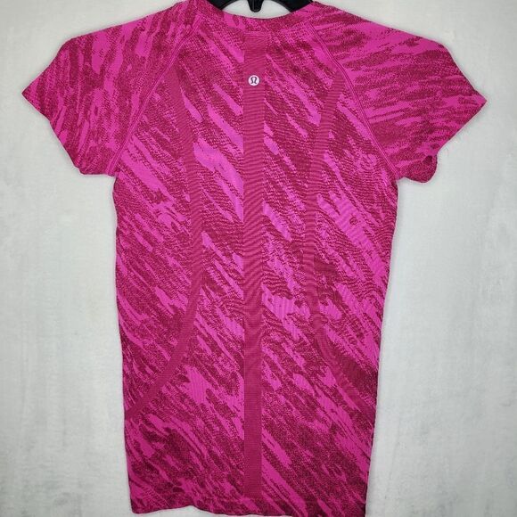 Lululemon Swiftly Tech 2.0 Short Sleeve Shirt Size 6 - Picture 8 of 10